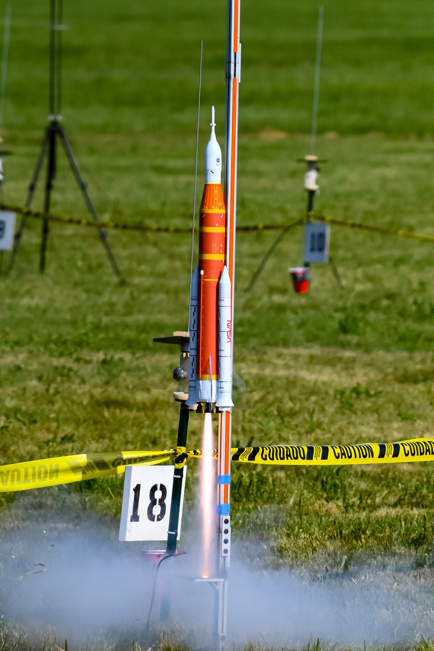 Artemis SLS (Space Launch System) 1/125 Scale Model